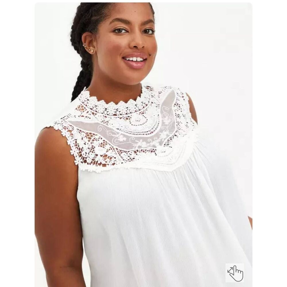 Torrid Crinkle Gauze Crochet Detail Tank Plus 0XL White High Neck Boho Farmhouse